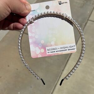 Scunci Highlight Pearl Hairband